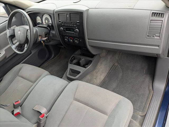 Used 2005 Dodge Dakota ST image 26