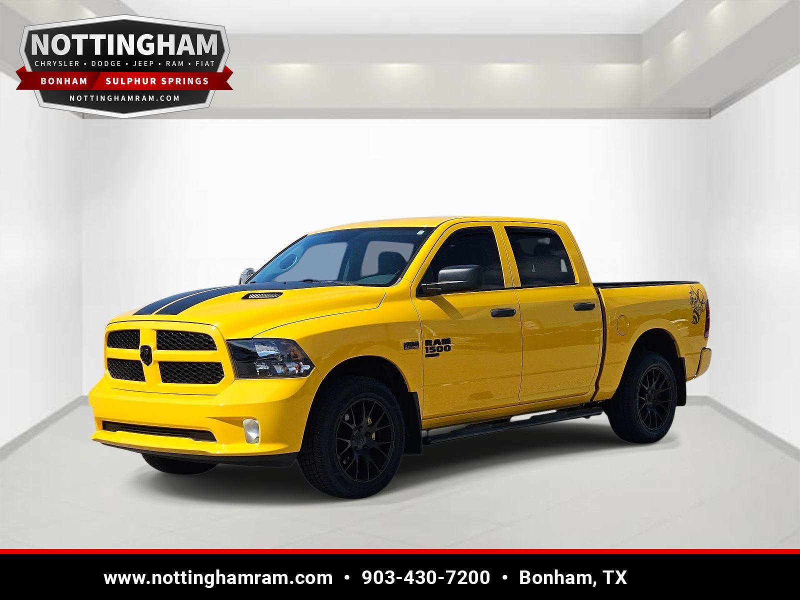 Used 2019 RAM 1500 Express w/ Express Value Package AWD/4WD image 3