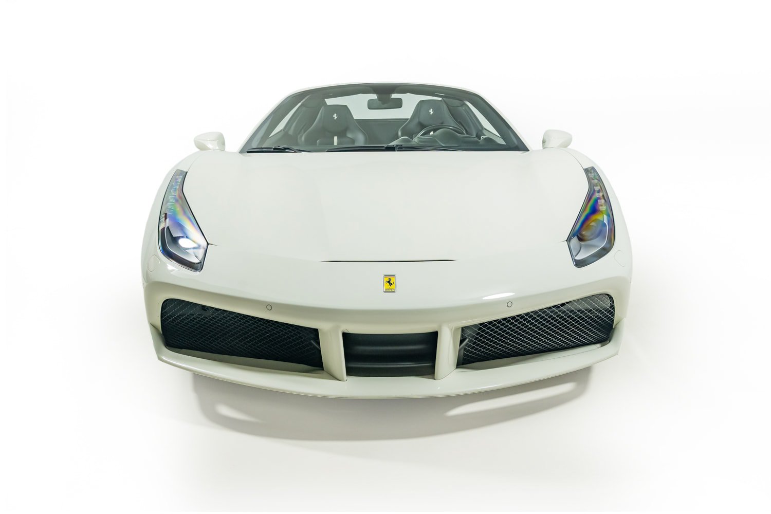 Used 2018 Ferrari 488 Spider RWD image 13