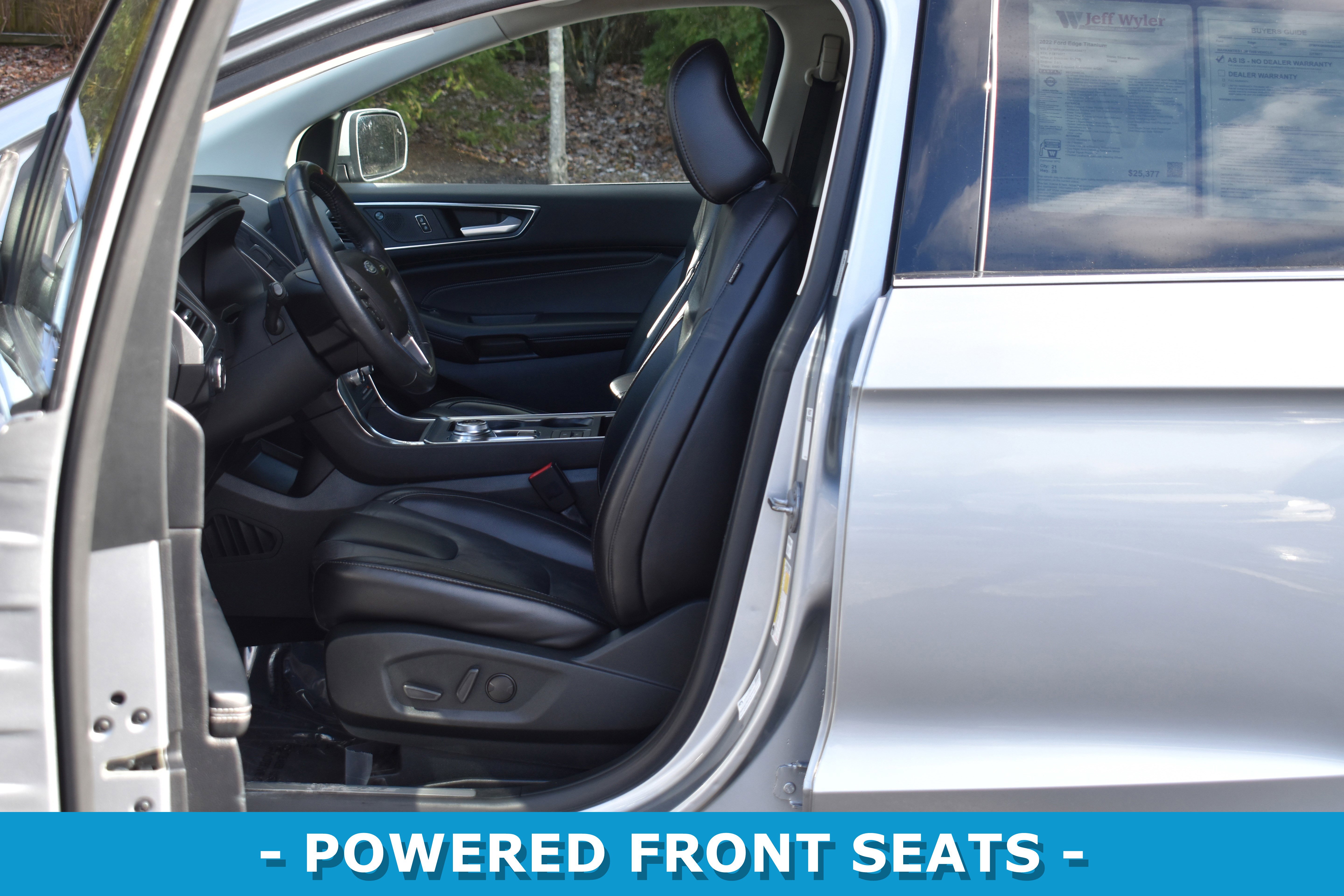 Used 2022 Ford Edge Titanium image 4