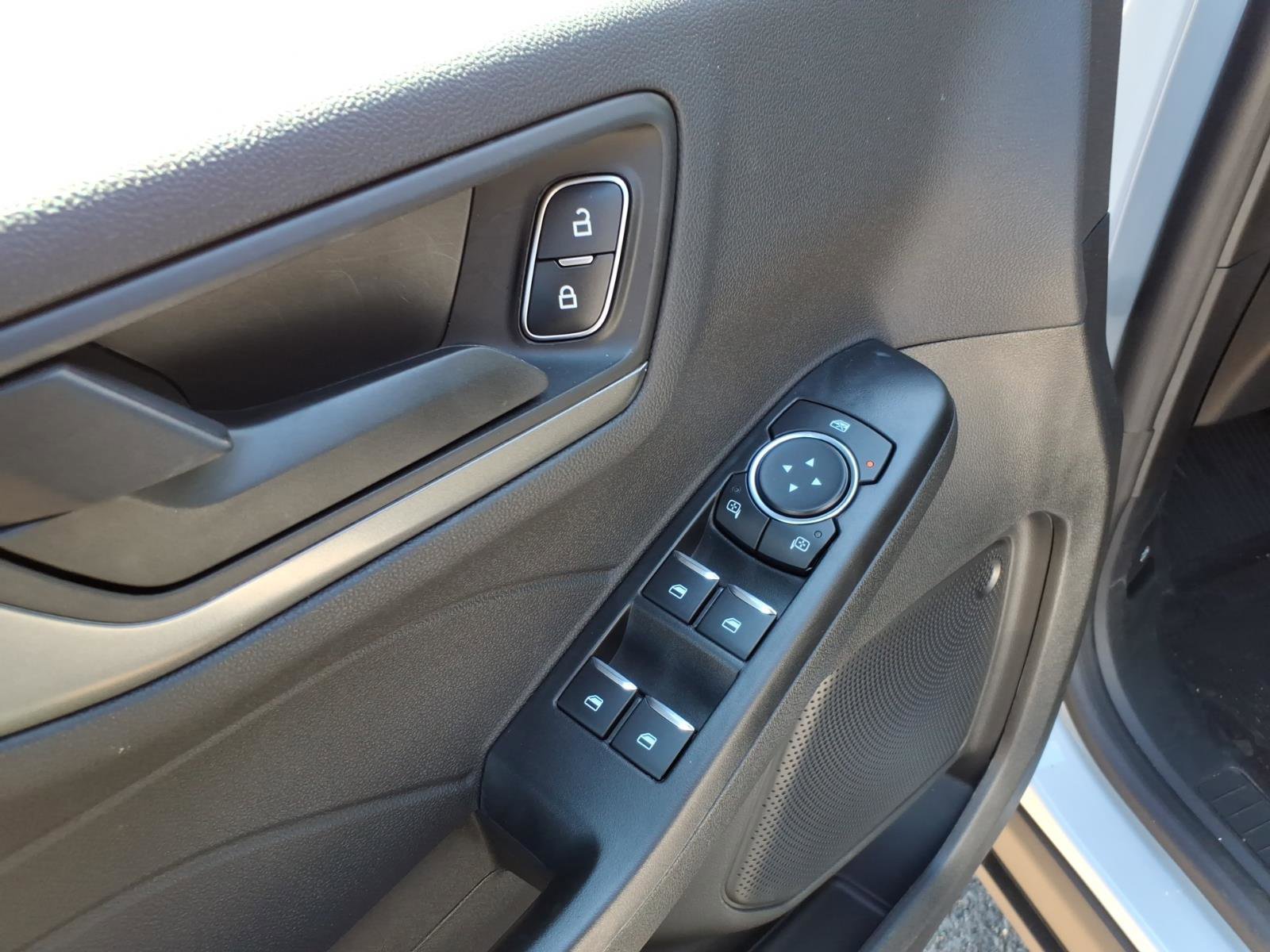 Used 2025 Ford Escape Active w/ Cold Weather Package AWD/4WD image 14