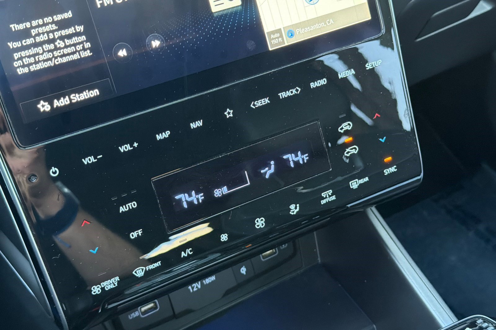 Used 2023 Hyundai Tucson Limited image 28