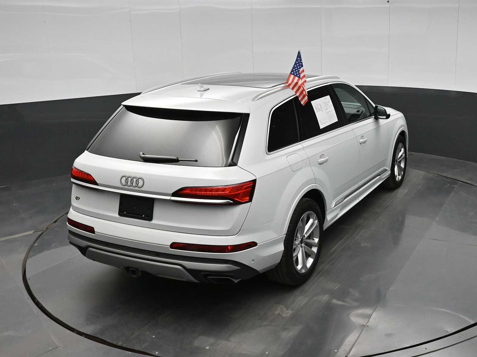 Used 2025 Audi Q7 3.0T Prestige w/ Prestige Package AWD/4WD image 27
