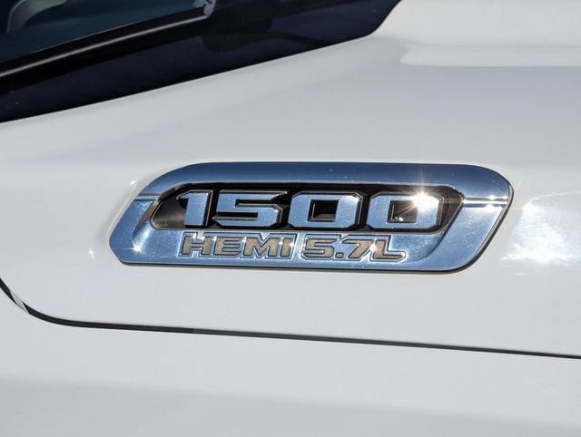 Used 2019 RAM 1500 Big Horn AWD/4WD image 9