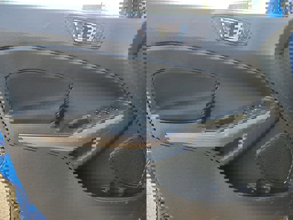 Used 2019 Ford EcoSport SE image 13