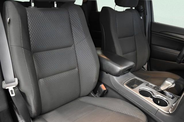 Used 2018 Jeep Grand Cherokee Laredo image 6