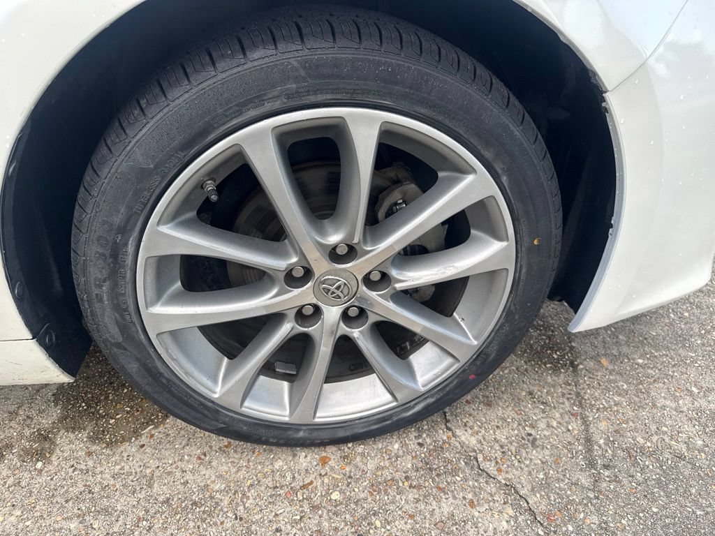 Used 2014 Toyota Avalon XLE Touring FWD image 29