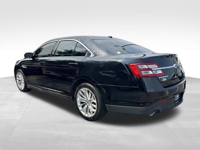 Used 2019 Ford Taurus Limited FWD image 6