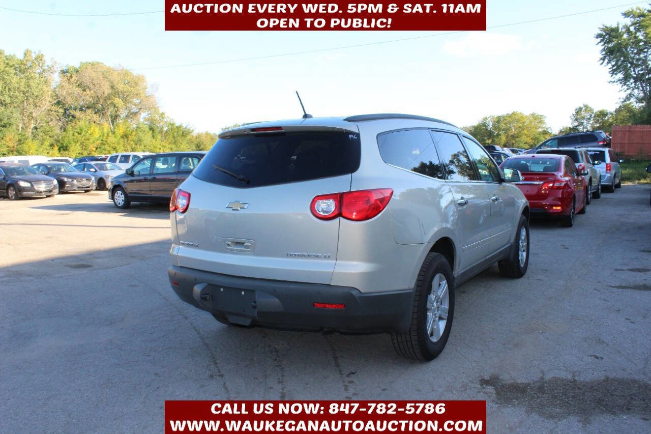 Used 2011 Chevrolet Traverse LT w/ Personal Connectivity Package image 4