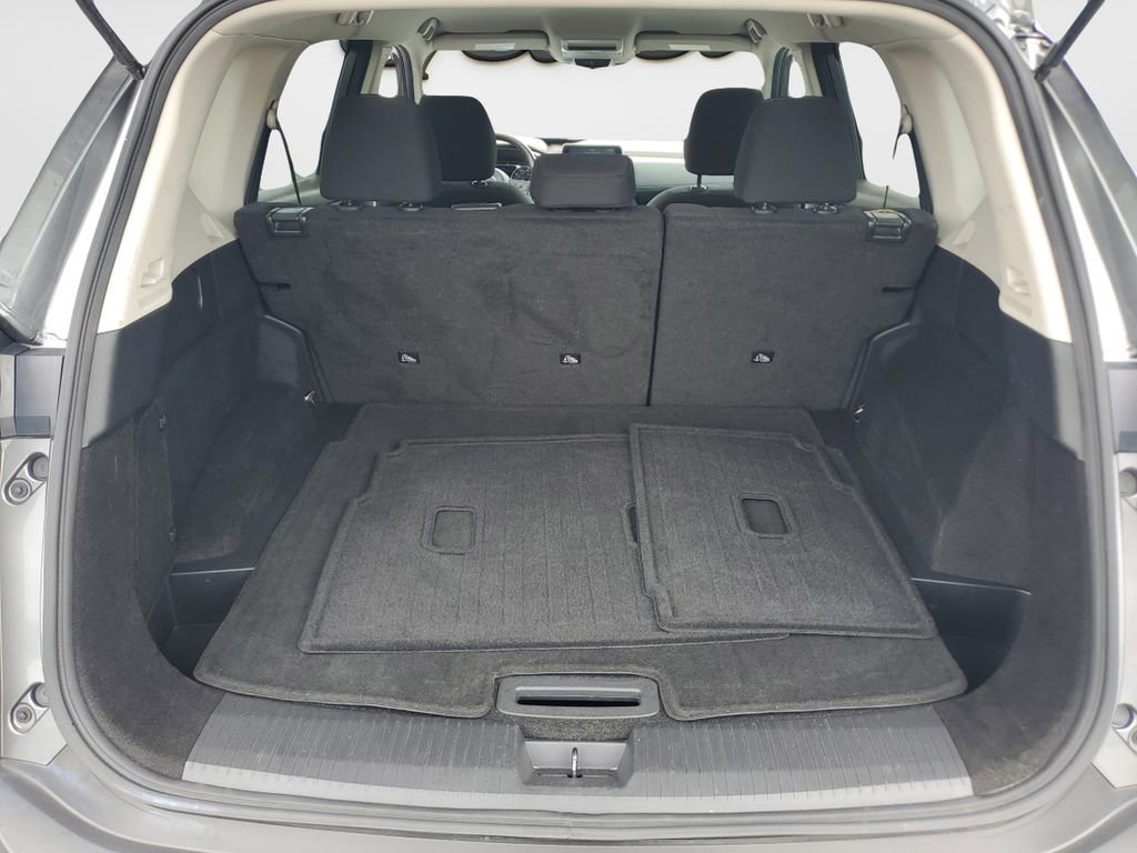 Used 2023 Nissan Rogue S image 12