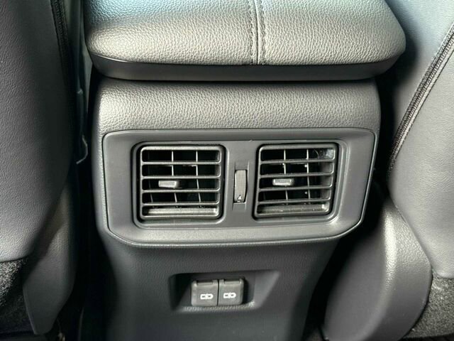 Used 2025 Toyota RAV4 XLE Premium image 16