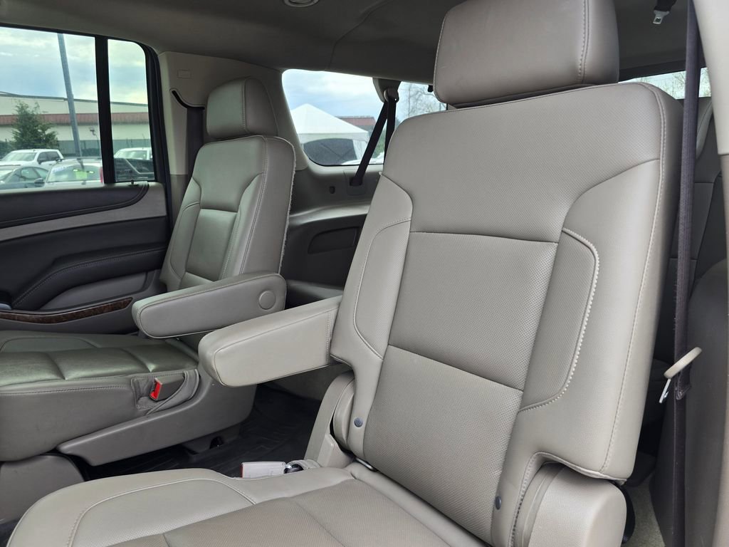 Used 2017 Chevrolet Suburban Premier image 14