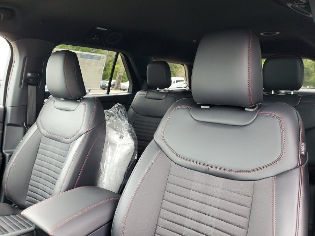 New 2027 Ford Explorer ST-Line AWD/4WD image 13