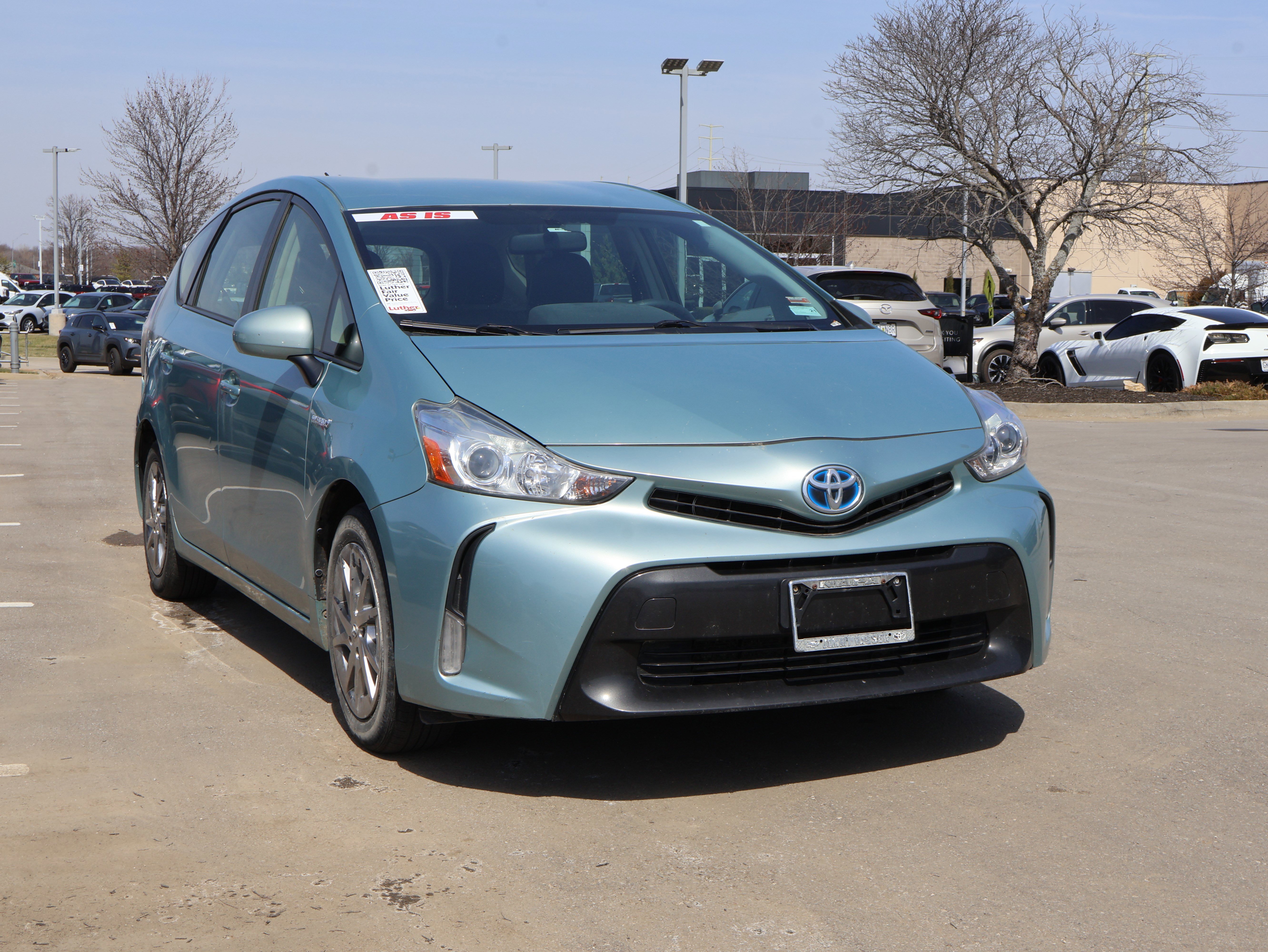 Used 2015 Toyota Prius V Three image 15
