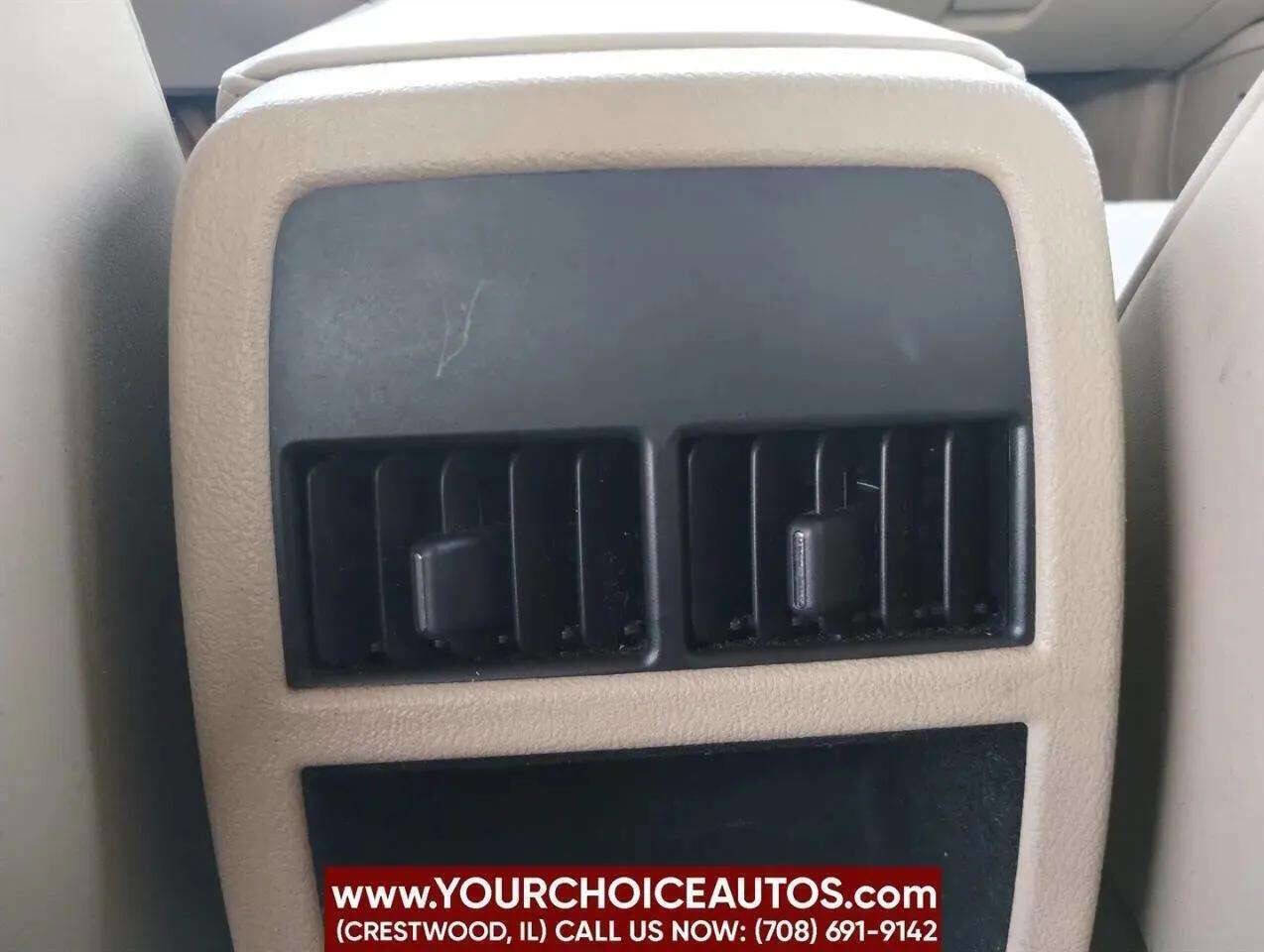 Used 2005 Cadillac STS image 31