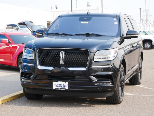 Used 2020 Lincoln Navigator L Reserve w/ Equipment Group 208A Reserve AWD/4WD image 3