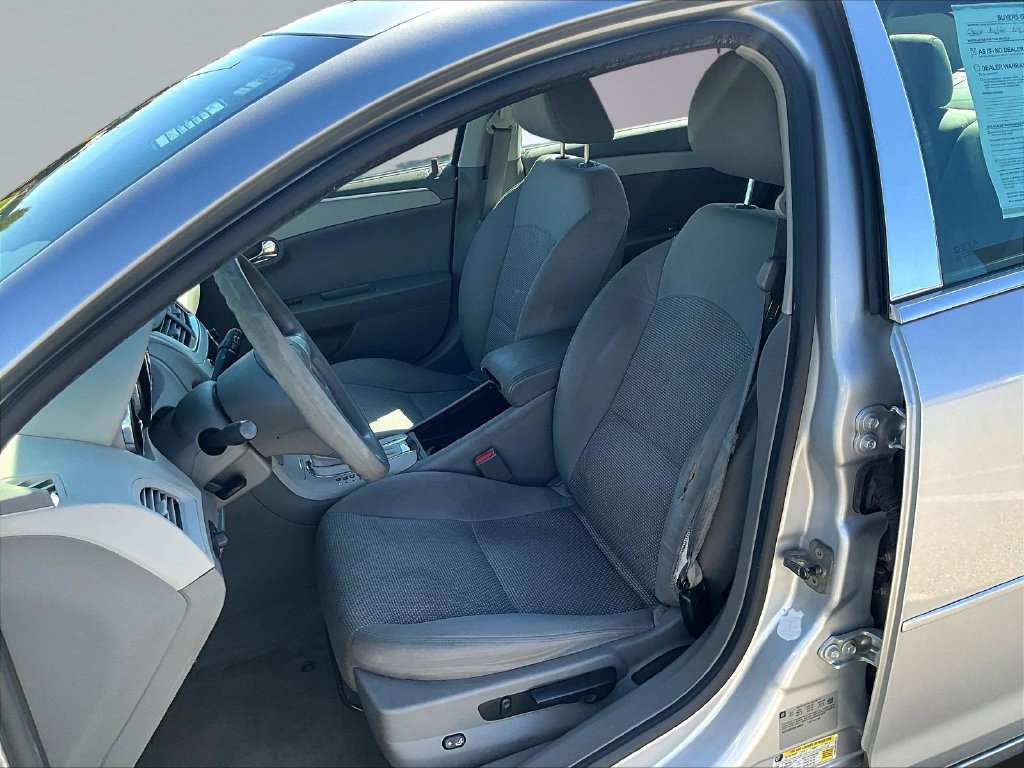 Used 2011 Chevrolet Malibu LS FWD image 21