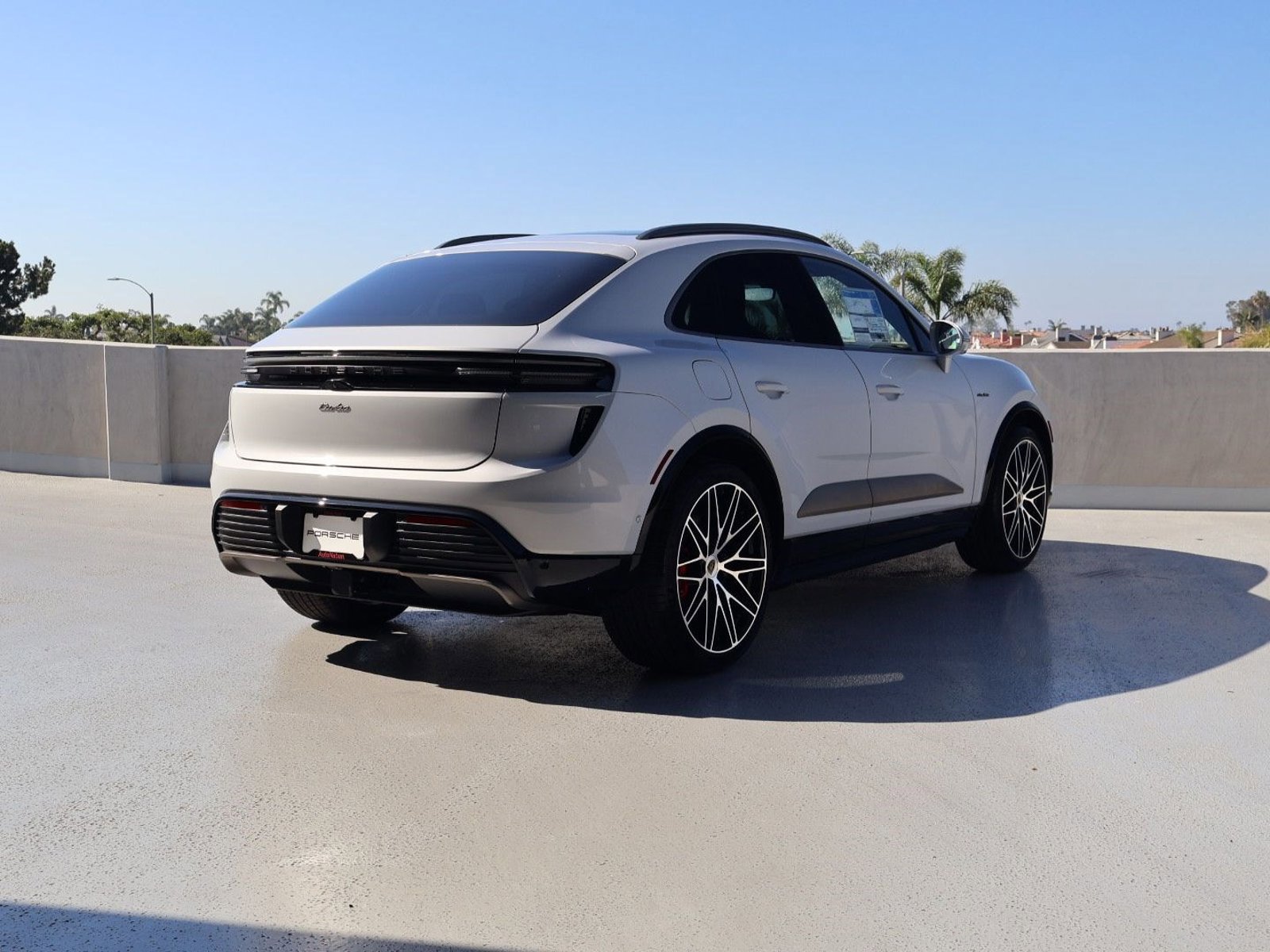 New 2026 Porsche Macan Turbo Electric image 9