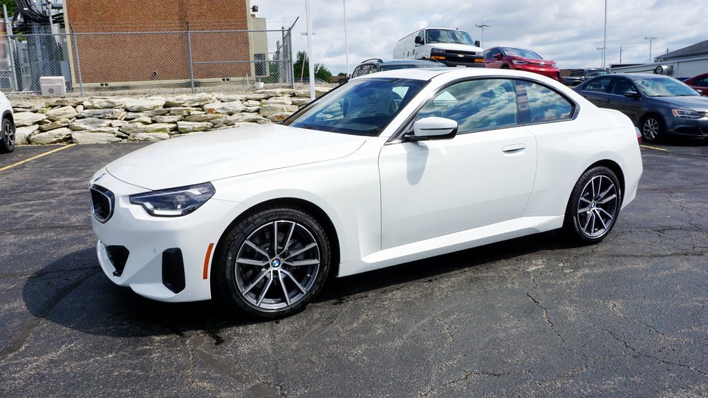 New 2025 BMW 230i xDrive Coupe w/ Convenience Package image 2