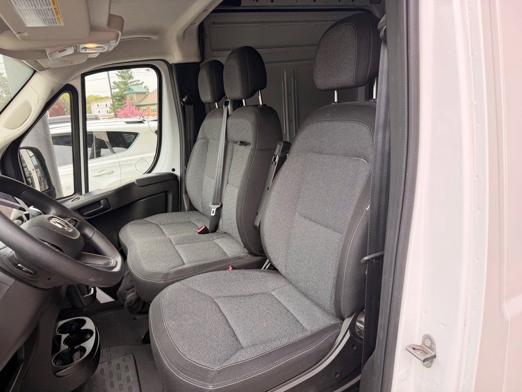 Used 2024 RAM ProMaster 3500 w/ Premium Convenience Group FWD image 10