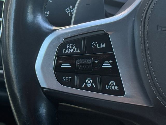 Used 2021 BMW X7 xDrive40i w/ M Sport Package image 11