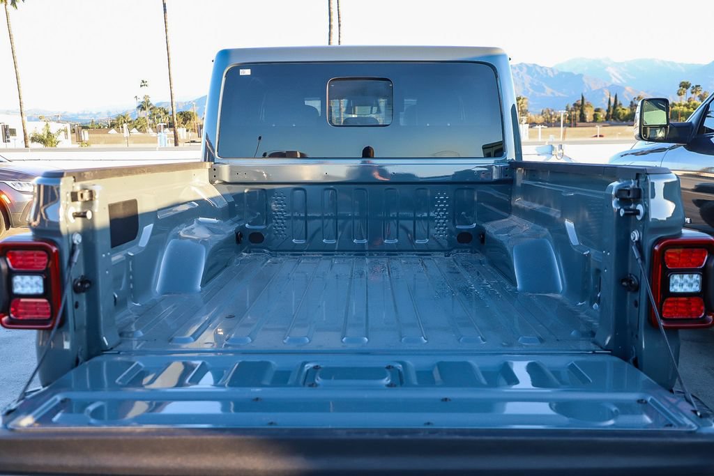 New 2026 Jeep Gladiator Mojave AWD/4WD image 26
