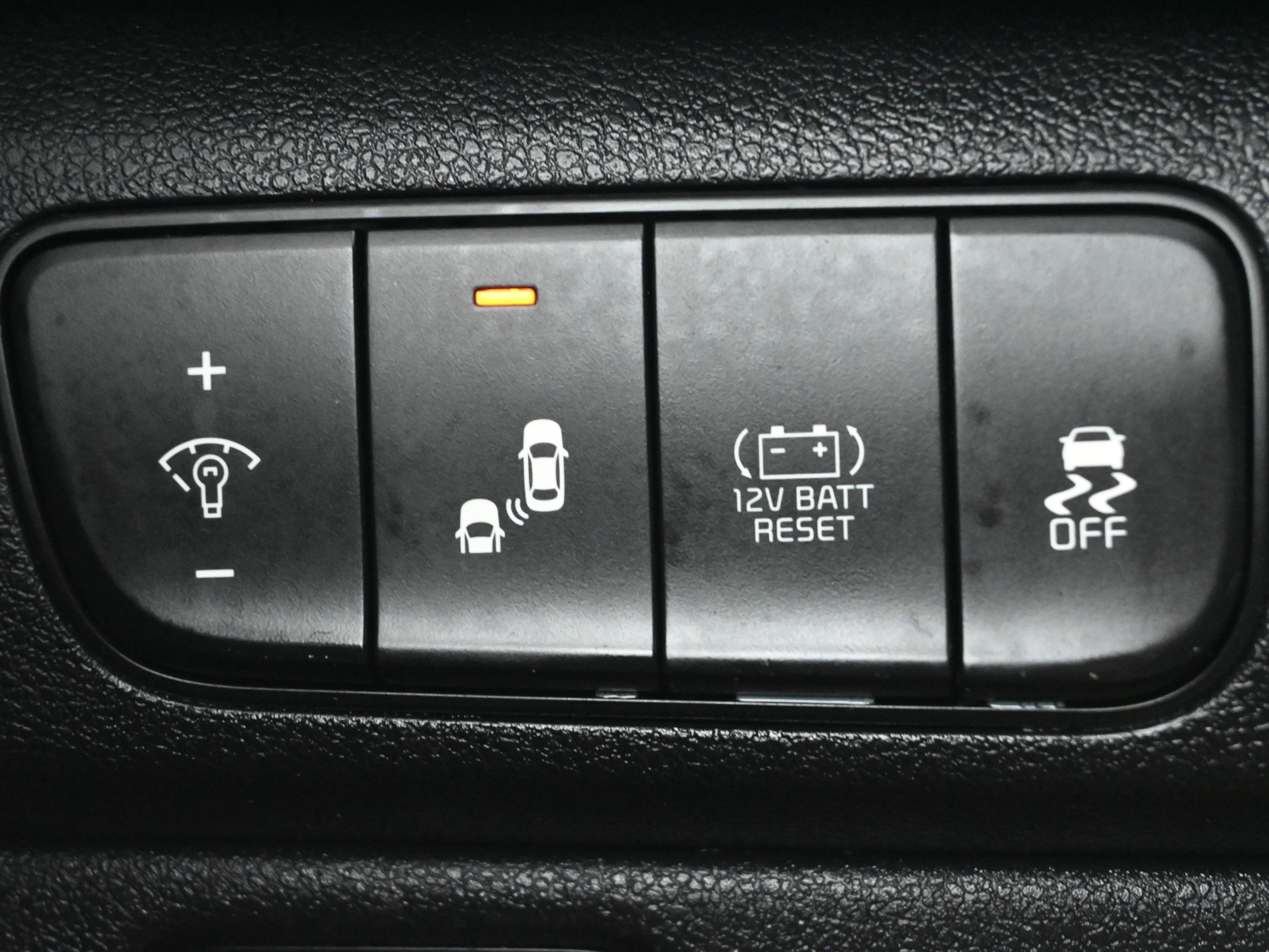 Used 2019 Kia Niro S Touring image 12