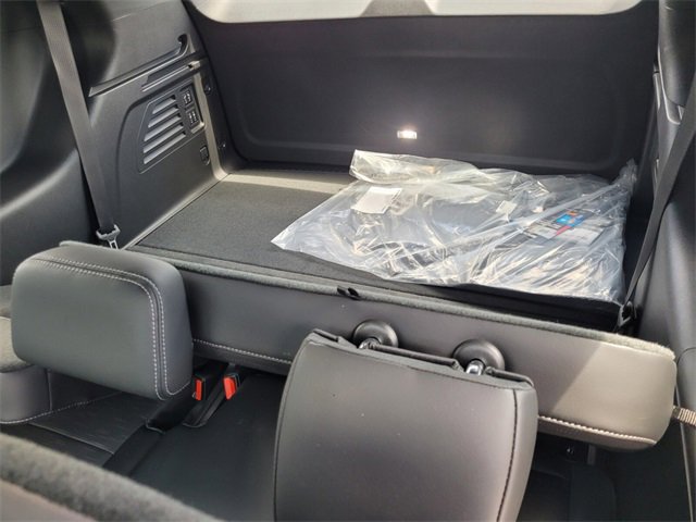 New 2026 Buick Enclave Sport Touring w/ Power Package image 8