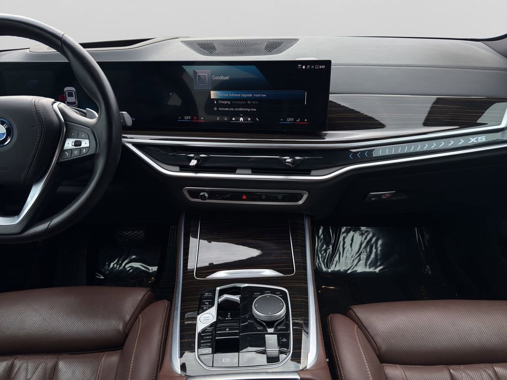 Used 2025 BMW X5 xDrive50e image 17