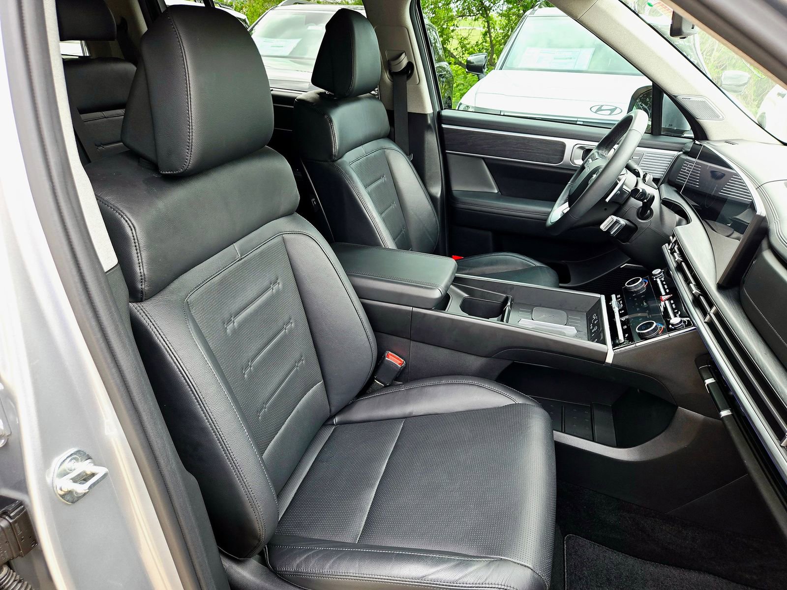 Used 2024 Hyundai Santa Fe Limited FWD image 25