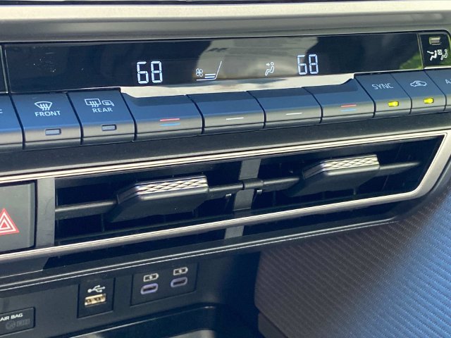 Used 2025 Toyota Camry SE w/ Multimedia Upgrade Package FWD image 25