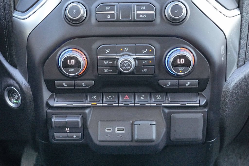 Used 2021 Chevrolet Silverado 1500 RST AWD/4WD image 34