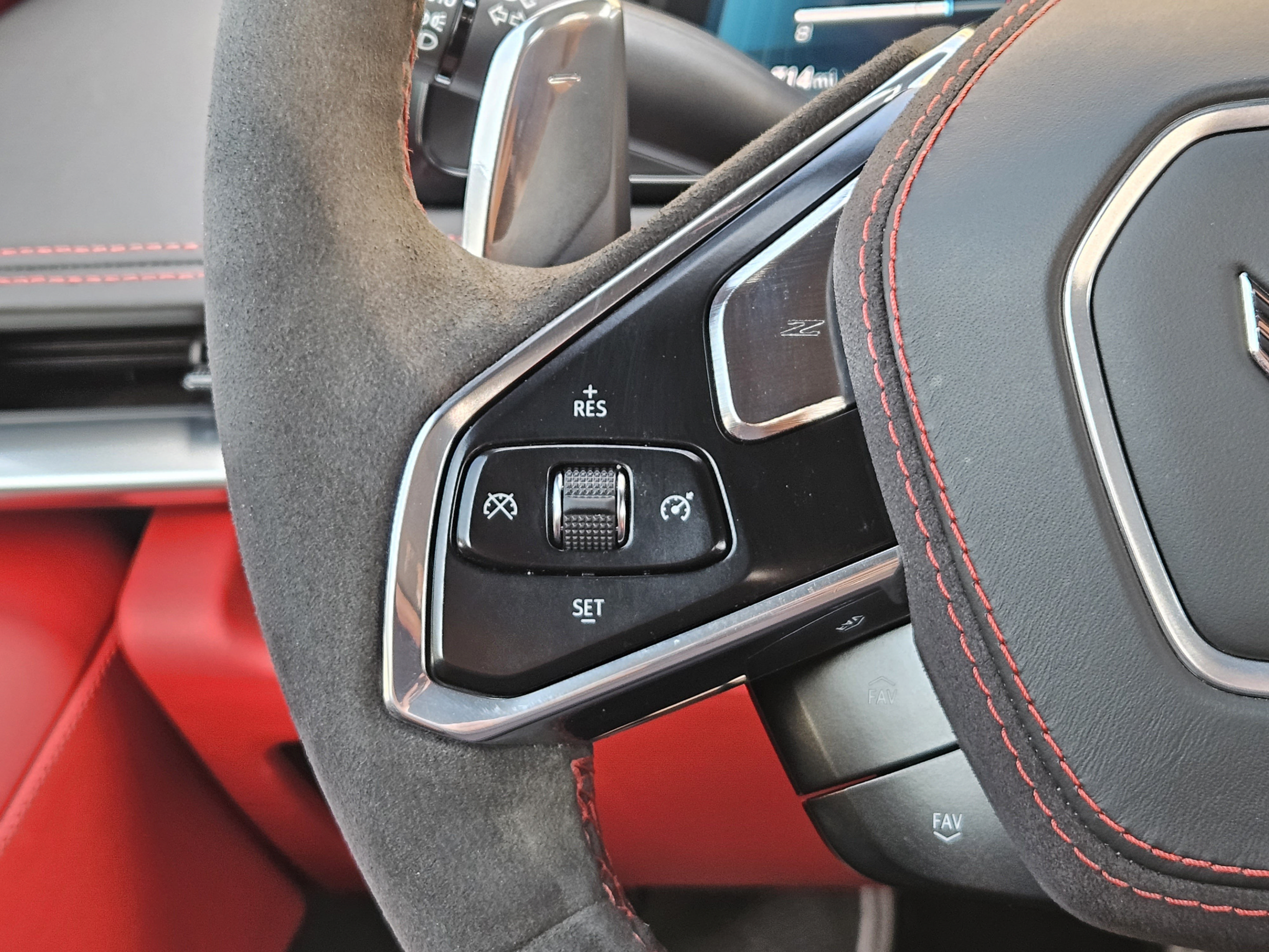 Used 2023 Chevrolet Corvette Stingray Premium Conv w/ Chrome Exterior Badge Package RWD image 25
