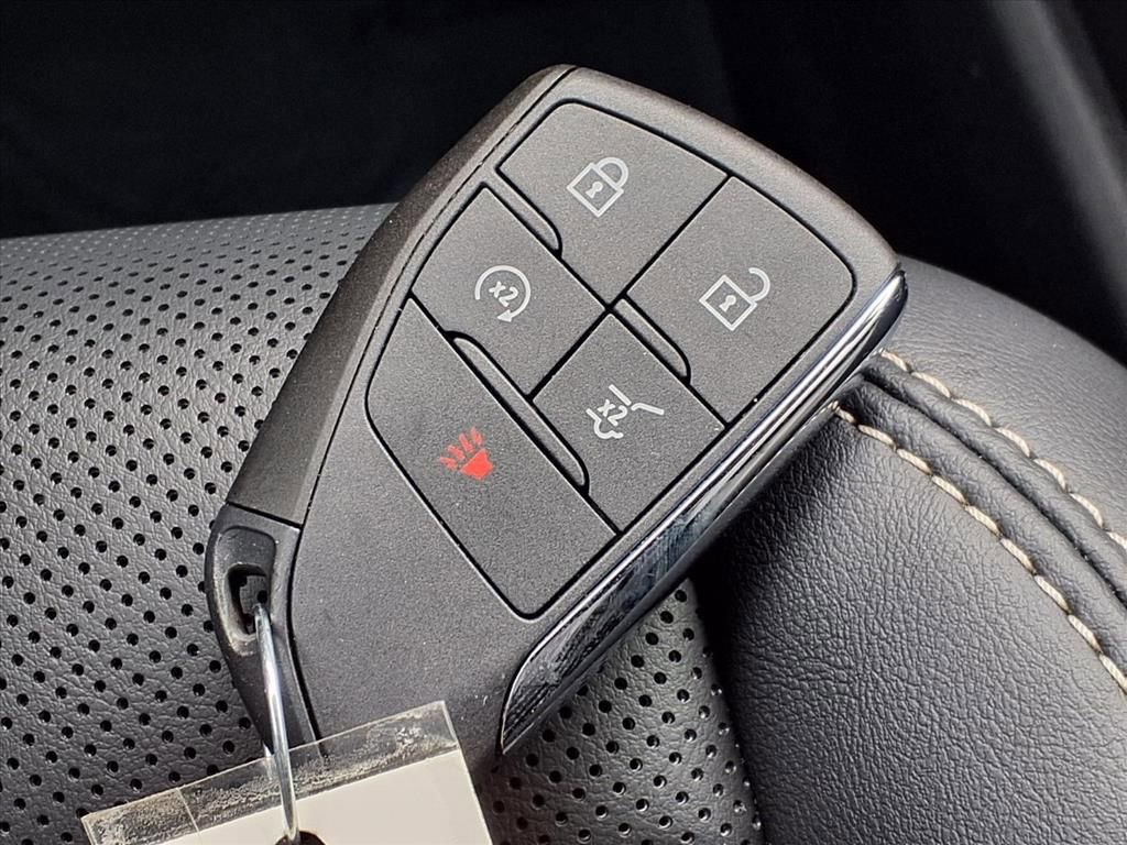 Used 2025 GMC Terrain Elevation w/ Elevation Premium Package image 15