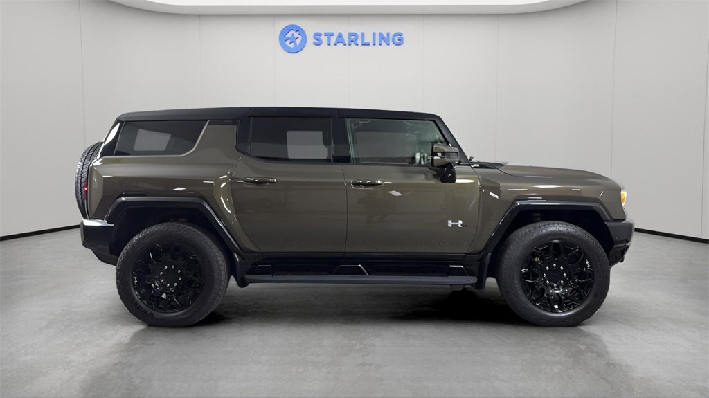 Certified 2025 GMC Hummer EV 2X w/ LPO, Cargo Utility Package image 11