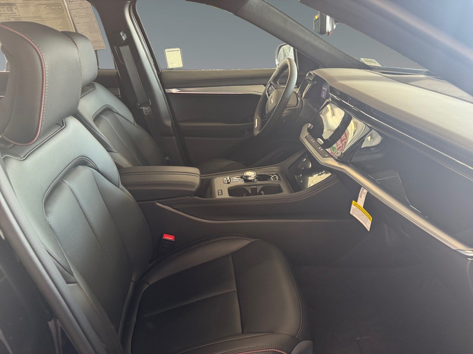 New 2025 Jeep Wagoneer S Launch Edition AWD/4WD image 15