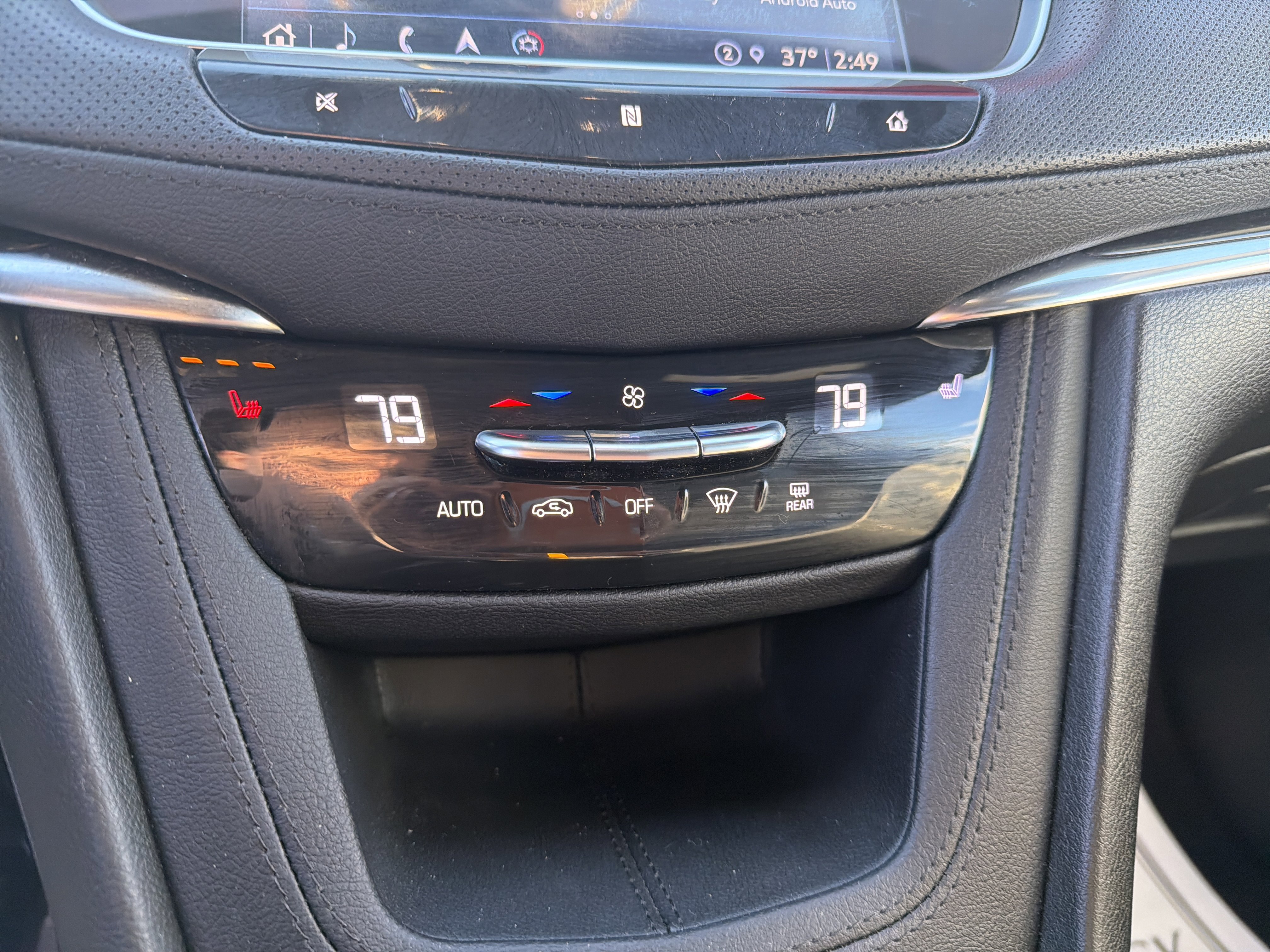 Used 2021 Cadillac XT5 Premium Luxury image 18