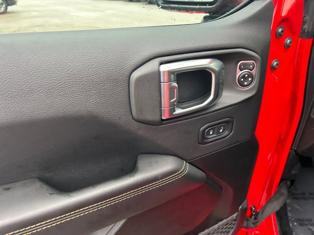 Used 2025 Jeep Wrangler Sahara 4xe image 36