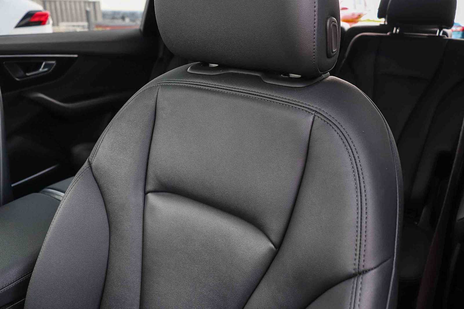 Used 2024 Audi Q7 Premium Plus image 22