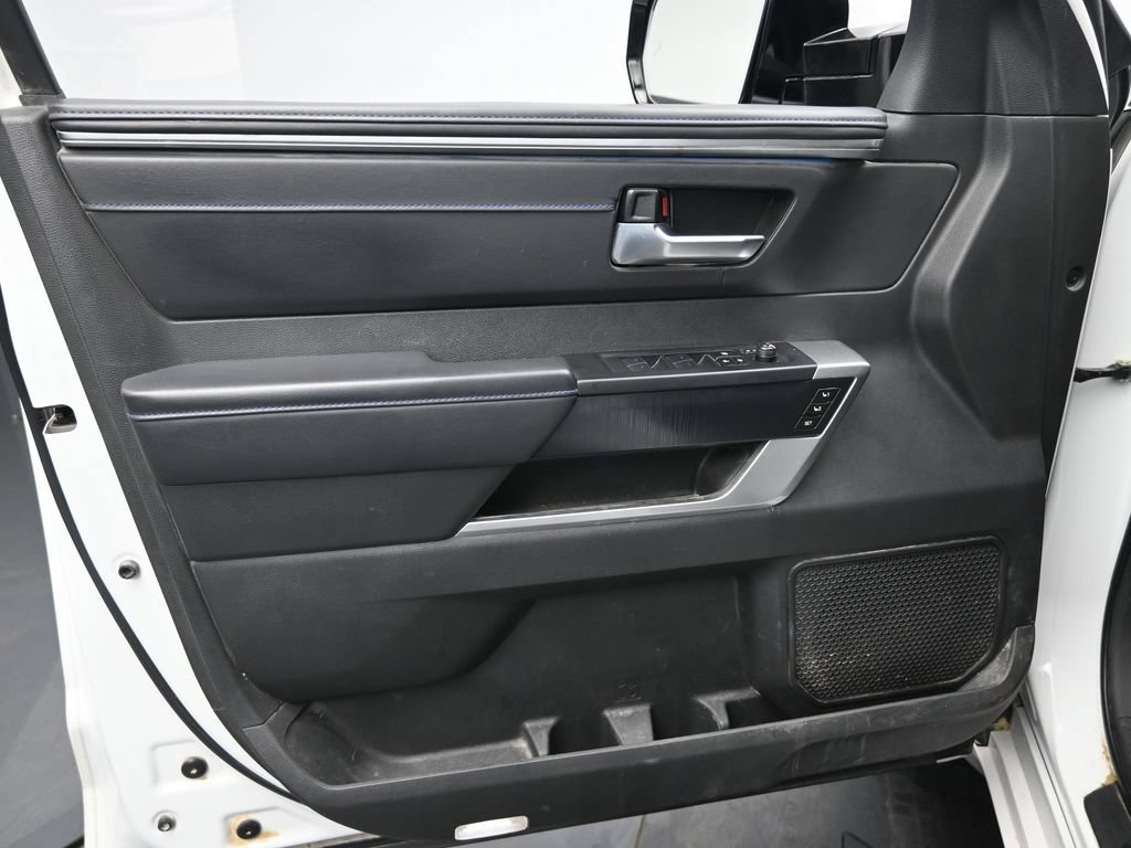 Used 2024 Toyota Tundra Platinum AWD/4WD image 23