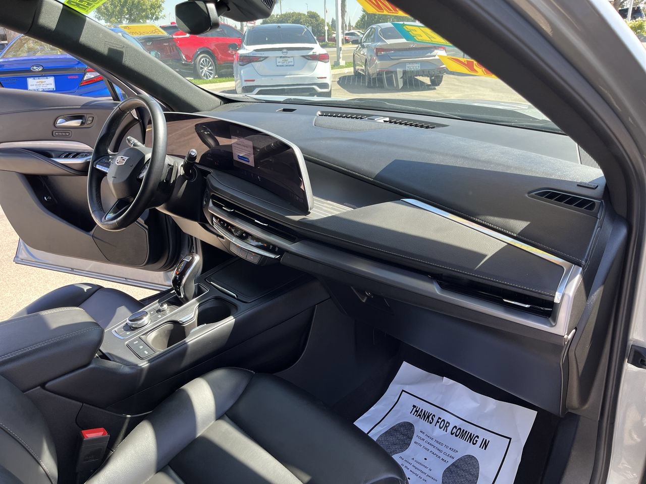 Used 2025 Cadillac XT4 Premium Luxury FWD image 26