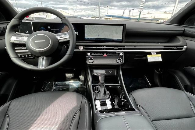 Used 2025 Hyundai Santa Cruz Limited image 7