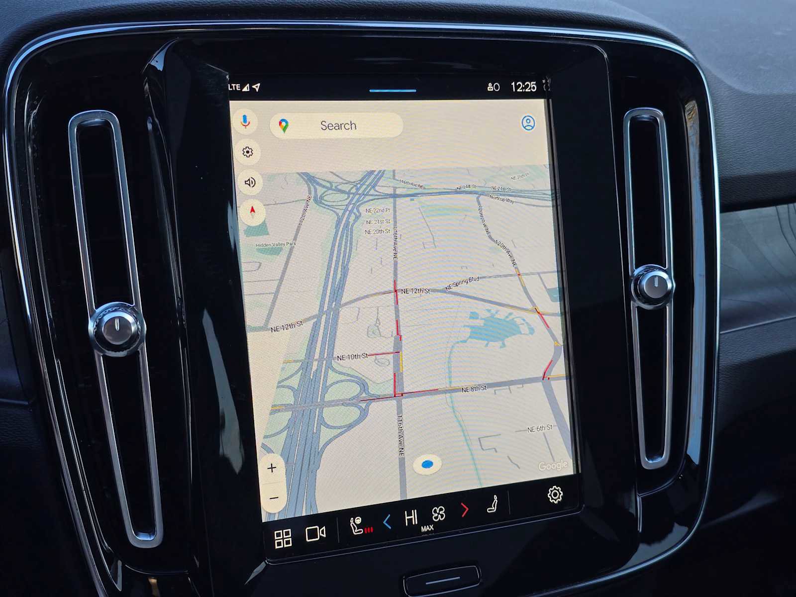 Certified 2023 Volvo C40 P8 Recharge Ultimate image 31