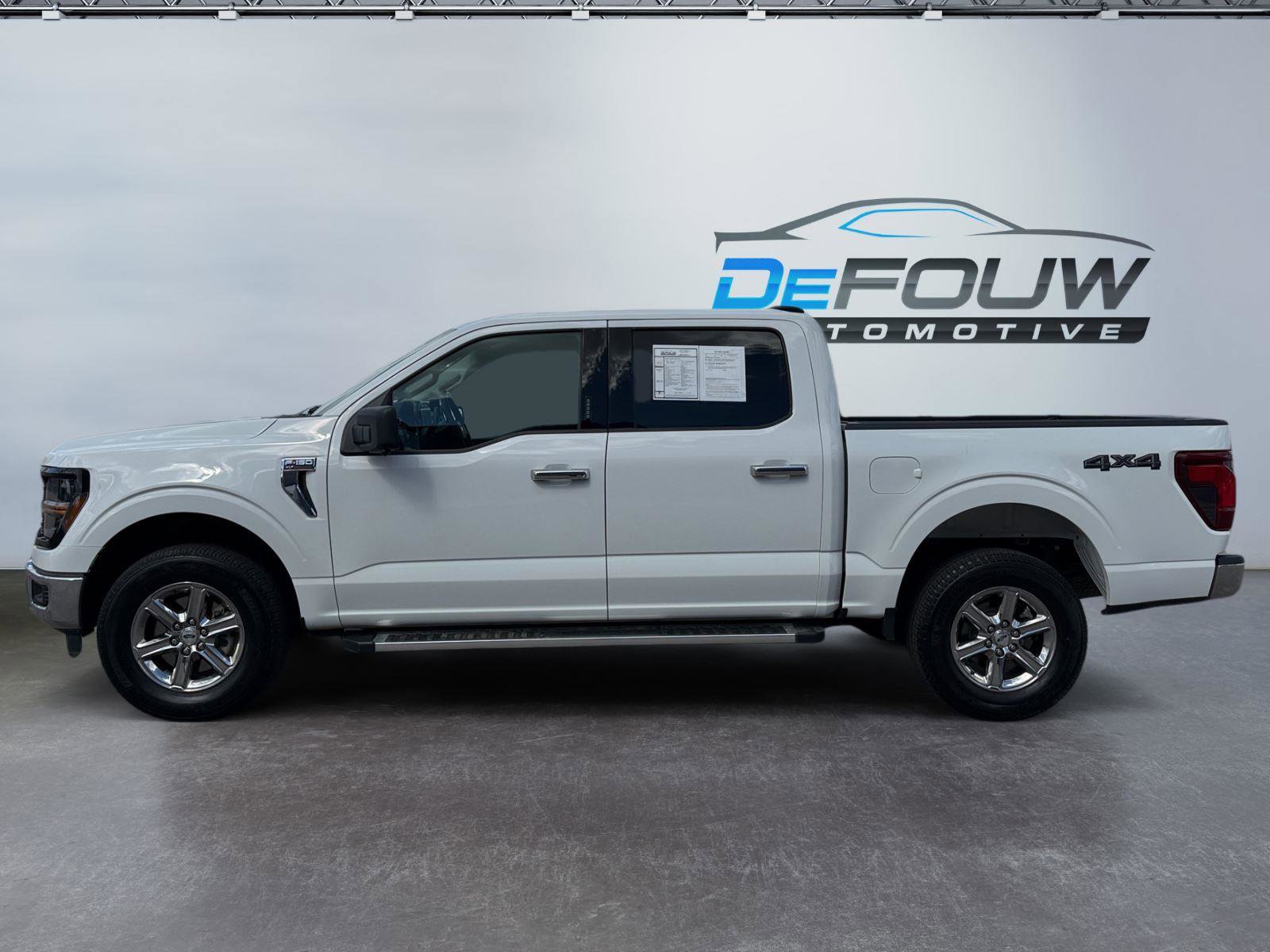 Used 2024 Ford F150 XLT w/ Tow/Haul Package image 6