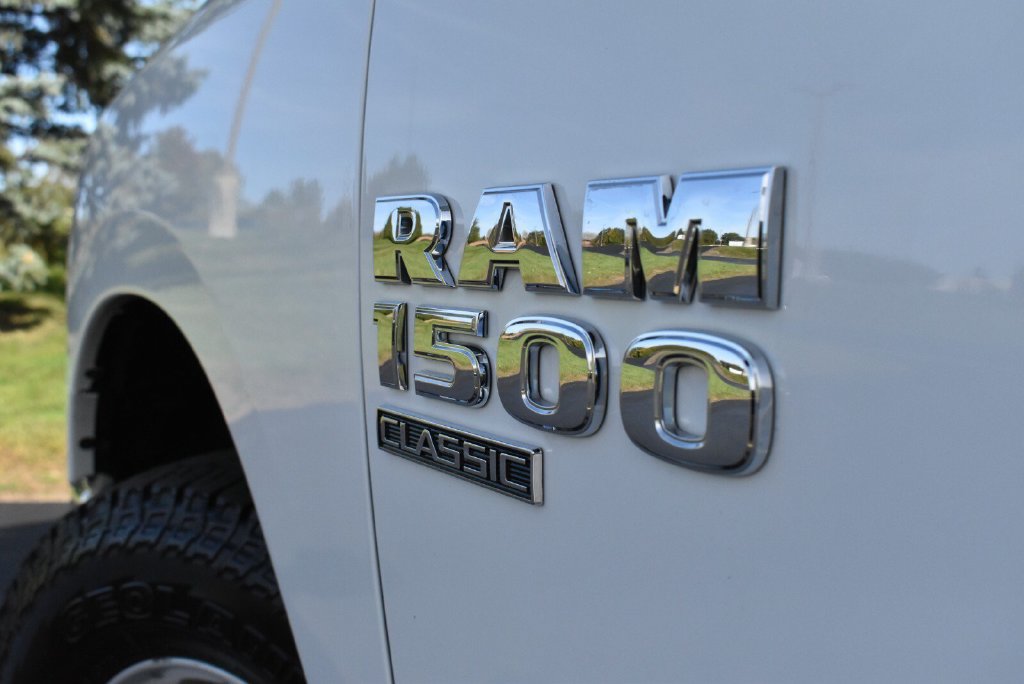 Certified 2022 RAM 1500 Tradesman w/ Chrome Appearance Group AWD/4WD image 32