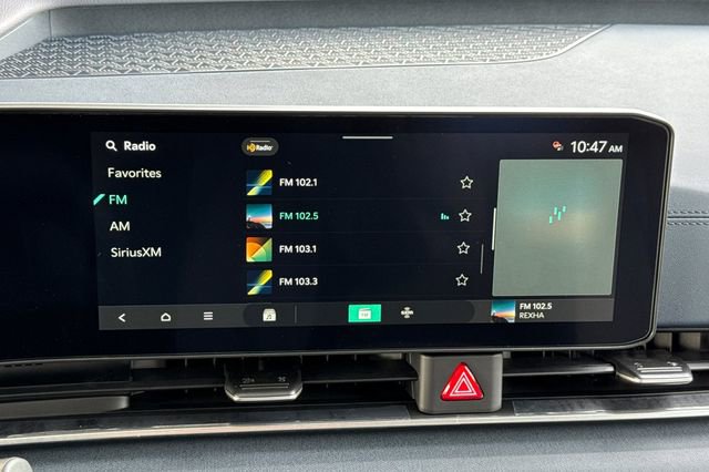 New 2026 Kia Carnival EX FWD image 23
