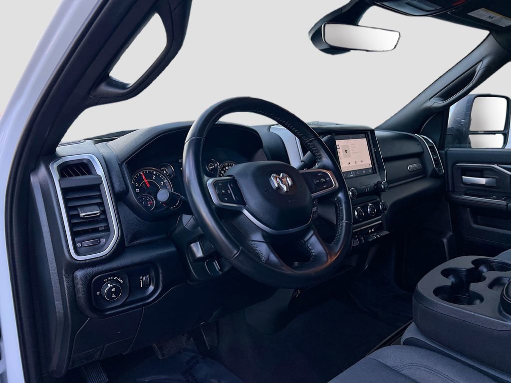Used 2024 RAM 3500 Big Horn image 9