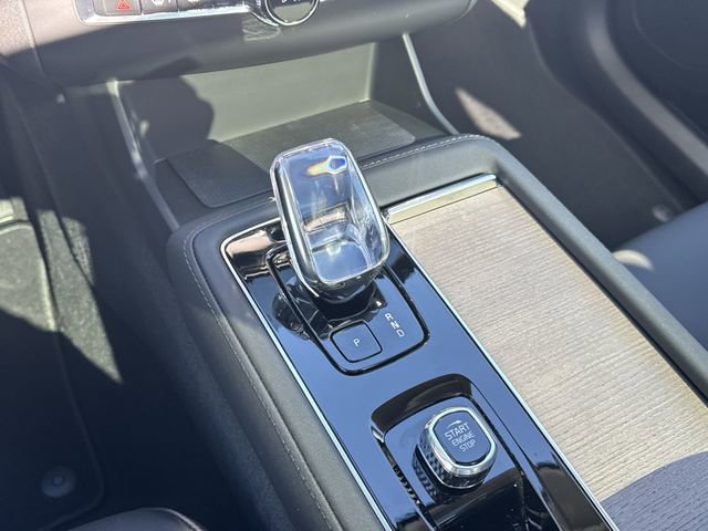 New 2026 Volvo XC90 B5 Plus w/ Protection Package AWD/4WD image 15