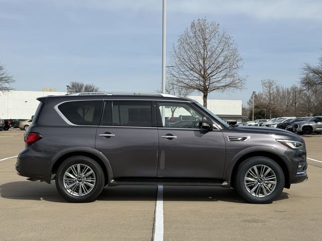 Used 2024 INFINITI QX80 Luxe image 3