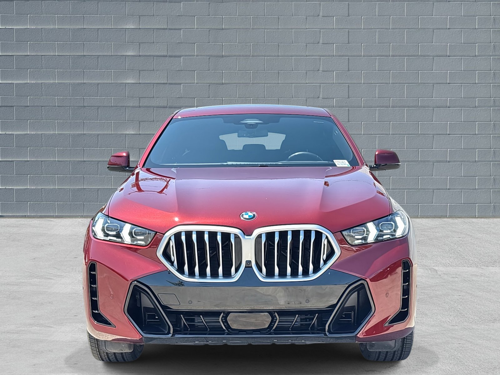 Used 2025 BMW X6 xDrive40i AWD/4WD image 3